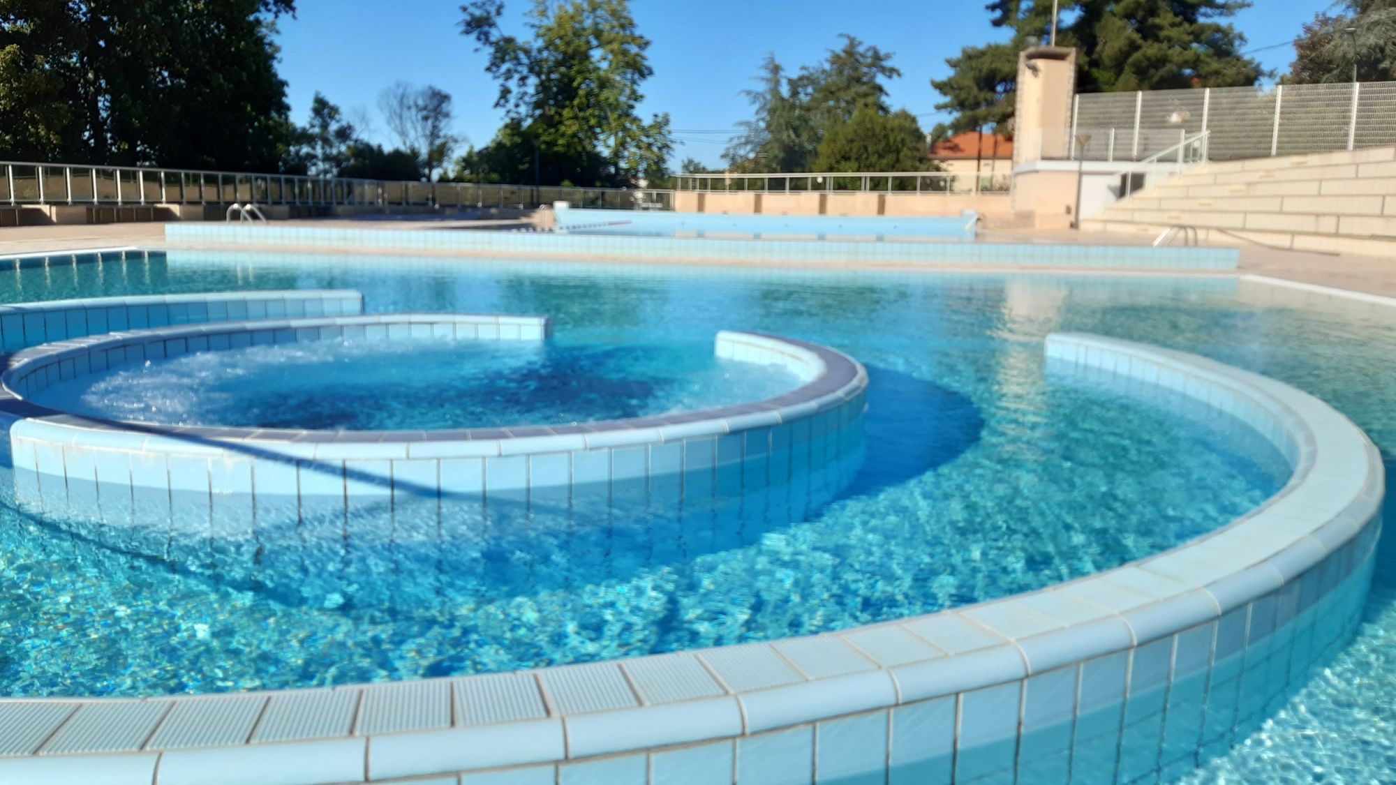 Piscine municipale d'Aubenas - © ville d'Aubenas (1).jpg