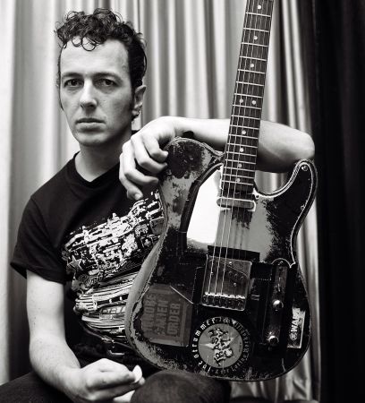 Joe_Strummer_-_Richard_Bellia_c_.jpg